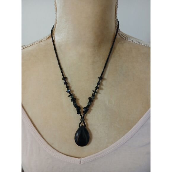 Handmade Black Glass Teardrop Pendant Necklace Beaded Seed Bead Boho - Picture 3 of 3